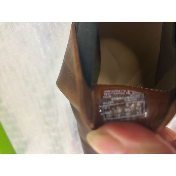 Clark’s ankle boots dark tan size animal size 10 elastic slip on - Picture 7 of 9